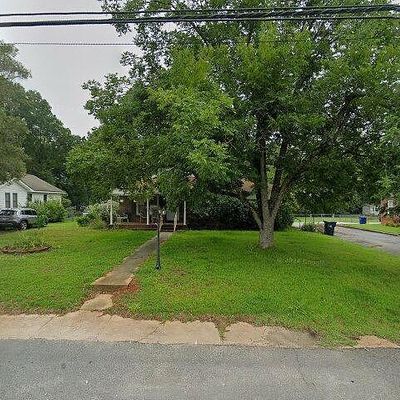 460 E Georgia St, Woodruff, SC 29388