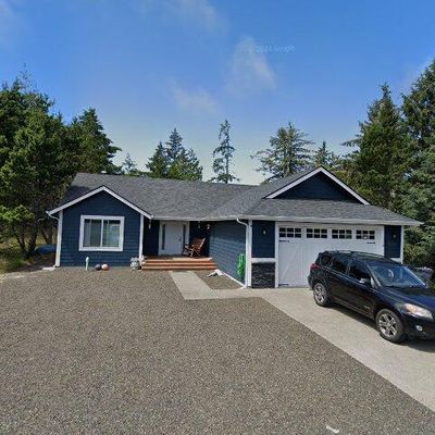 465 Mud Hen Loop Se, Ocean Shores, WA 98569