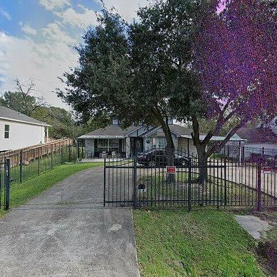 4702 Kress St, Houston, TX 77026