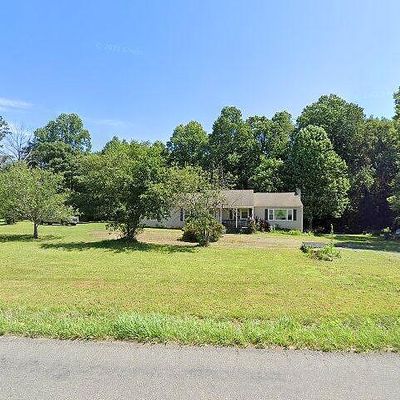 476 Rolling Rd S Rd, Scottsville, VA 24590