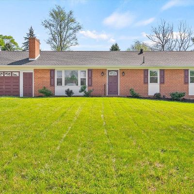 48 Stuart Ave, Stuarts Draft, VA 24477