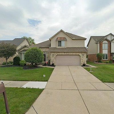 48382 Declaration Dr, Macomb, MI 48044