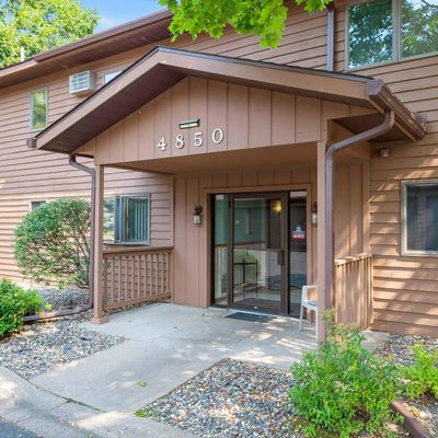 4850 Babcock Trl #233, Inver Grove Heights, MN 55077