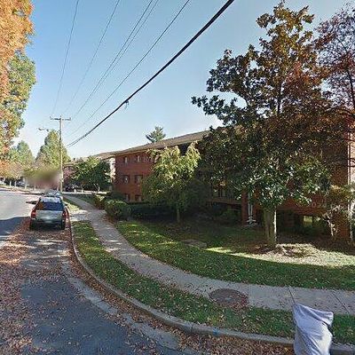 49 Skyhill Rd #204, Alexandria, VA 22314