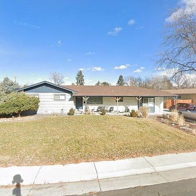 4930 S Lipan Dr, Englewood, CO 80110