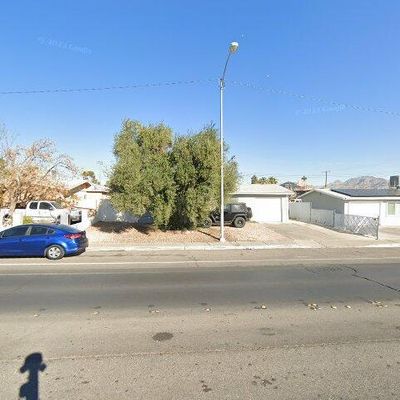 4944 E Harmon Ave, Las Vegas, NV 89121