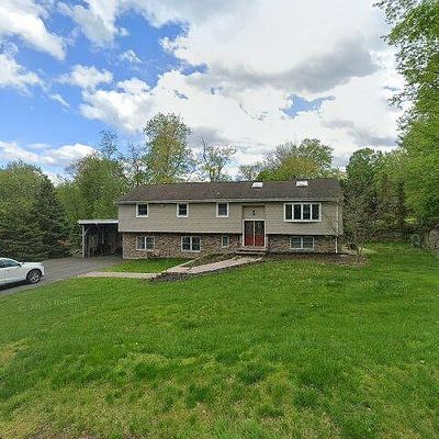 5 Cedar Ln, Thiells, NY 10984