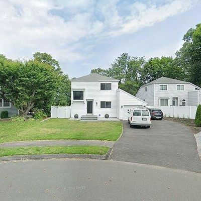 5 Dry Hill Ct, Norwalk, CT 06851