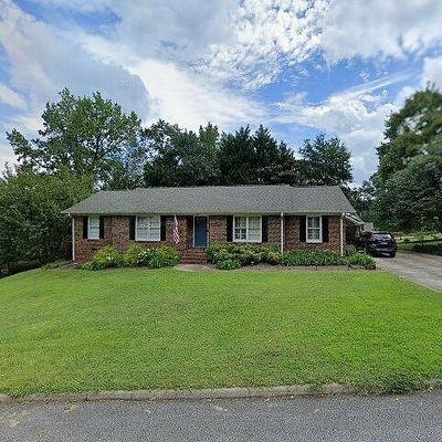 5 Hitching Post Ln, Greenville, SC 29615