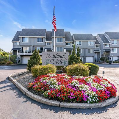 5 Island View Way #17, Sea Bright, NJ 07760