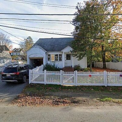 5 Oak Ave, Wakefield, MA 01880