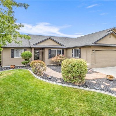 4225 W Campfire Ct, Meridian, ID 83646