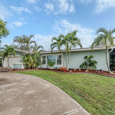 423 Peppertree Rd, Venice, FL 34293