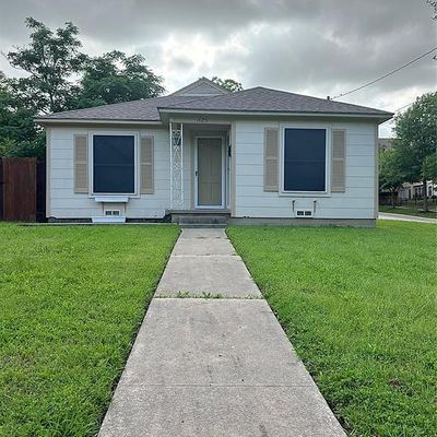 425 Ponder St, Denton, TX 76201