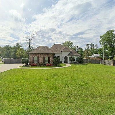 42527 Ott Ln, Hammond, LA 70403