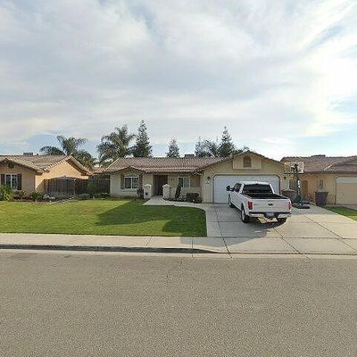 427 Chris Ave, Shafter, CA 93263