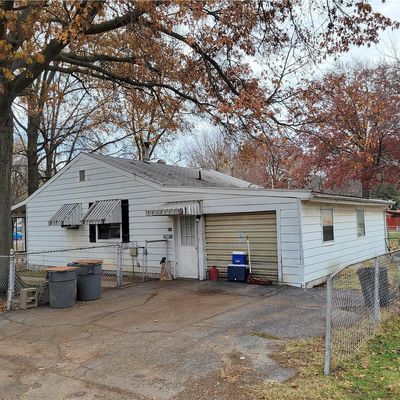 428 Whitelaw Ave, East Alton, IL 62024