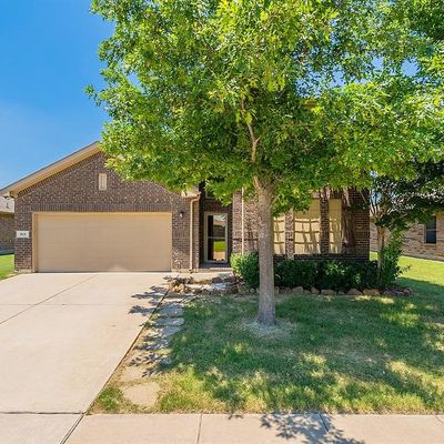 429 Peach Ln, Burleson, TX 76028