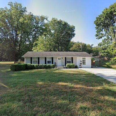 434 Faye Dr, Clarksville, TN 37040