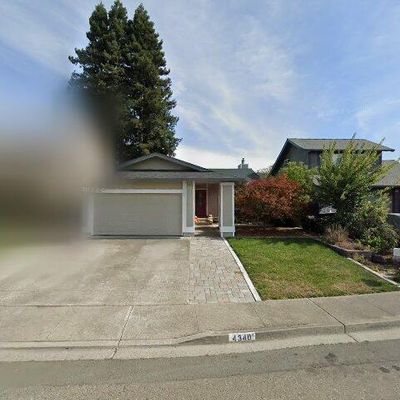 4340 Goodson Way, Rohnert Park, CA 94928