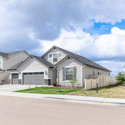 4361 N Delphi Ave, Meridian, ID 83646