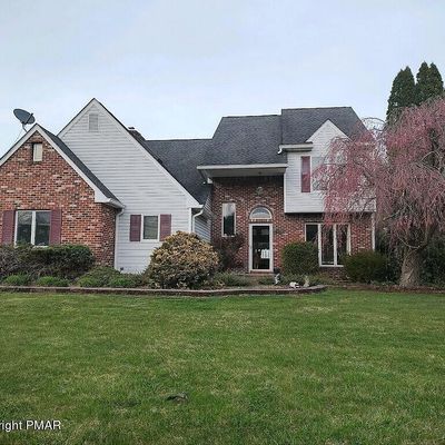 438 Allegheny Rd, Mount Bethel, PA 18343