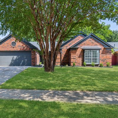 4386 Cantrell St, Grand Prairie, TX 75052