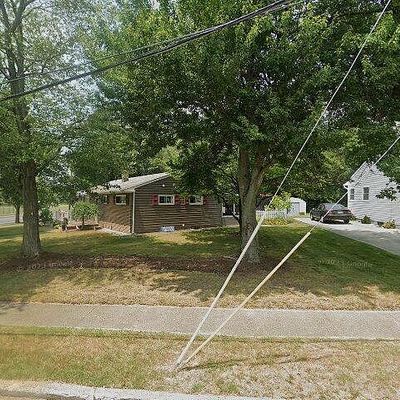 44 Fairmount Dr, Glassboro, NJ 08028