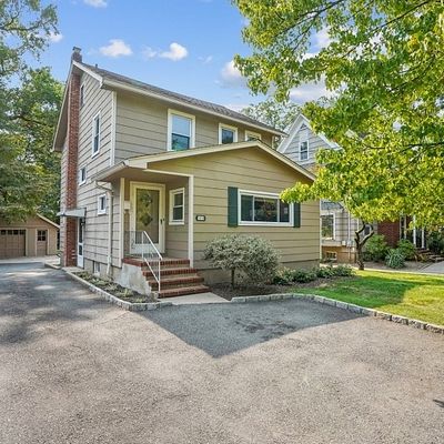 44 E Cedar St, Livingston, NJ 07039