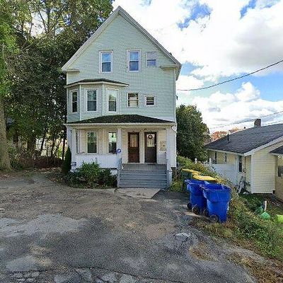 44 Woodward Ave, Waterbury, CT 06705