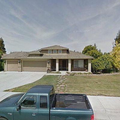 440 Mary Dr, Hollister, CA 95023