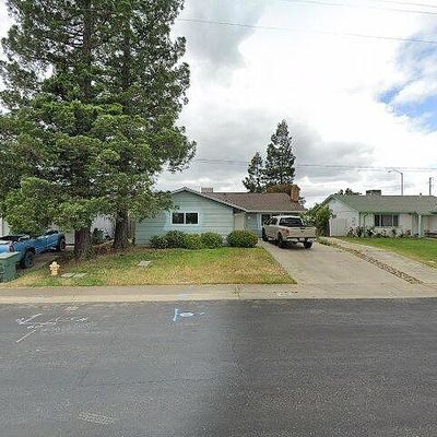 4406 Twain Dr, Olivehurst, CA 95961