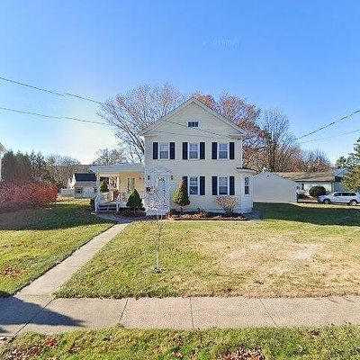 442 Pine Rock Ave, Hamden, CT 06514