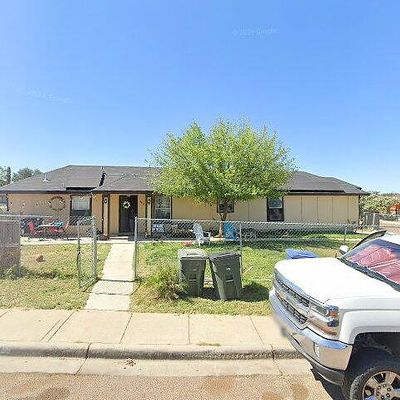 4429 Vientos Rd, Laredo, TX 78046