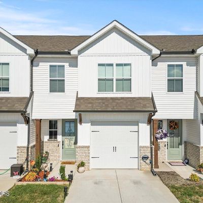 445 Harper Village Way, Lenoir City, TN 37771