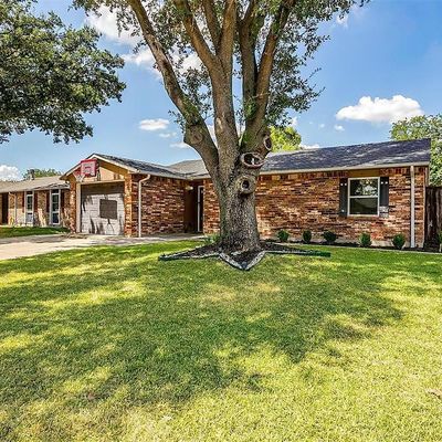 5221 Arbor Glen Rd, The Colony, TX 75056