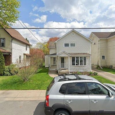 526 Jefferson Ave, Jermyn, PA 18433