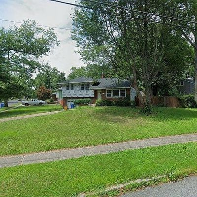 526 Hastings Rd, Cherry Hill, NJ 08034