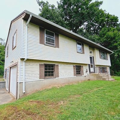 53 High Meadow Ln, Meriden, CT 06451