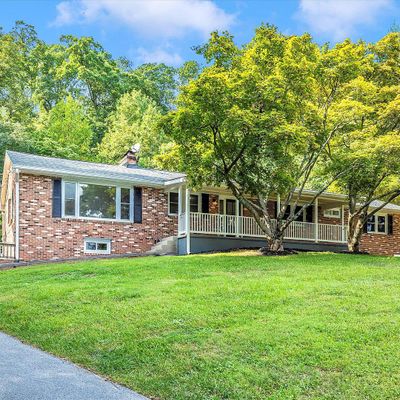 5312 Bartonsville Rd, Frederick, MD 21704