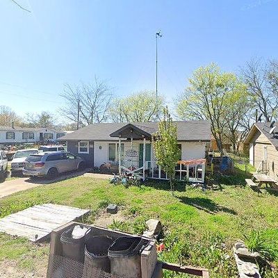 536 S Greenville St, Wolfe City, TX 75496