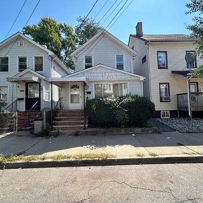 546 Liberty St, Orange, NJ 07050