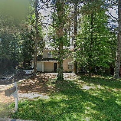 5463 Forest East Ln, Stone Mountain, GA 30088