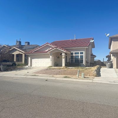 5505 Rick Husband Dr, El Paso, TX 79934