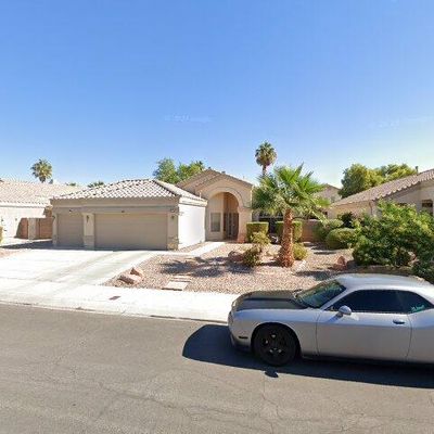 5516 Azure Ridge Dr, Las Vegas, NV 89130