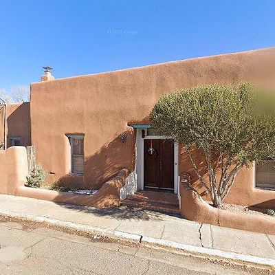 557 Agua Fria St, Santa Fe, NM 87501