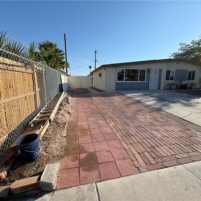 5609 Gipsy Ave, Las Vegas, NV 89107