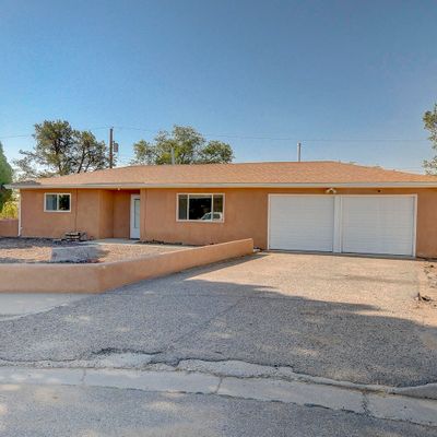 5618 Essex Dr Nw, Albuquerque, NM 87114