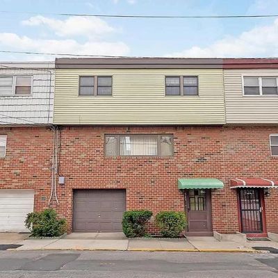 563 68 Th St, Guttenberg, NJ 07093