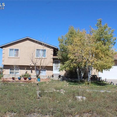 567 E Tanager Dr, Pueblo, CO 81007